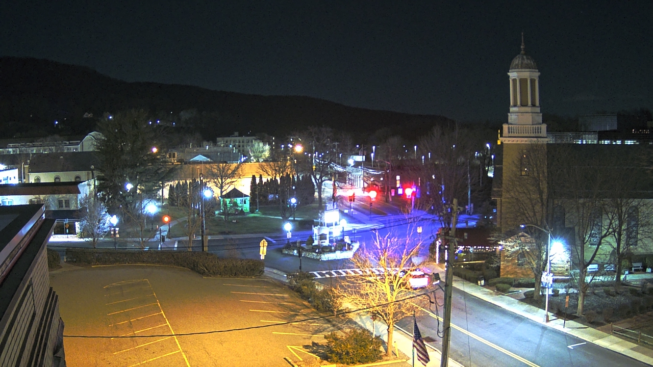 Thumbnail for current weather camera view from Village of Suffern in Mahwah, New Jersey