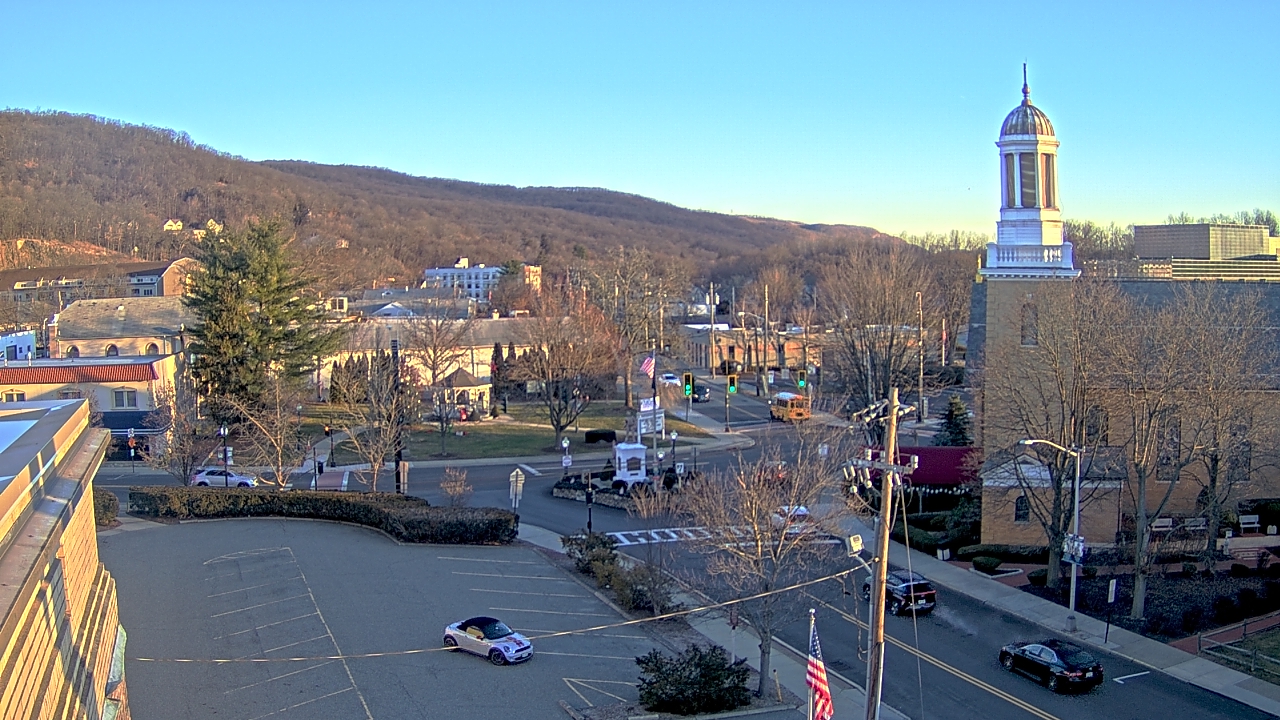 Thumbnail for current weather camera view from Village of Suffern in Mahwah, New Jersey