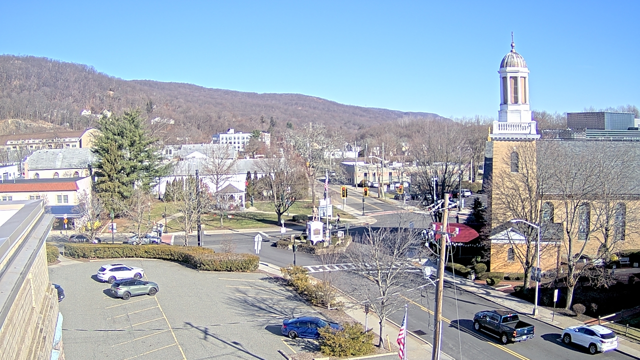 Thumbnail for current weather camera view from Village of Suffern in Mahwah, New Jersey