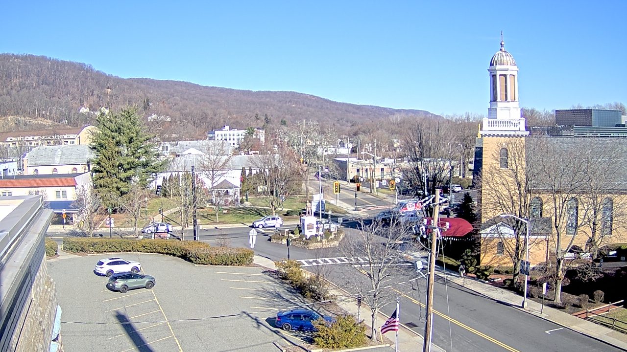 Thumbnail for current weather camera view from Village of Suffern in Mahwah, New Jersey