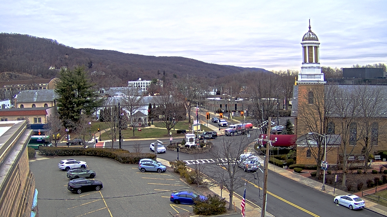 Thumbnail for current weather camera view from Village of Suffern in Mahwah, New Jersey