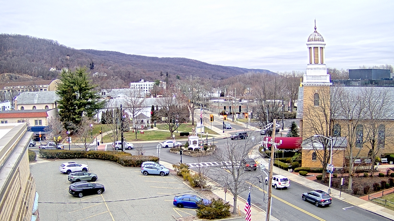 Thumbnail for current weather camera view from Village of Suffern in Mahwah, New Jersey
