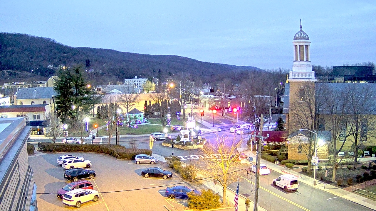 Thumbnail for current weather camera view from Village of Suffern in Mahwah, New Jersey