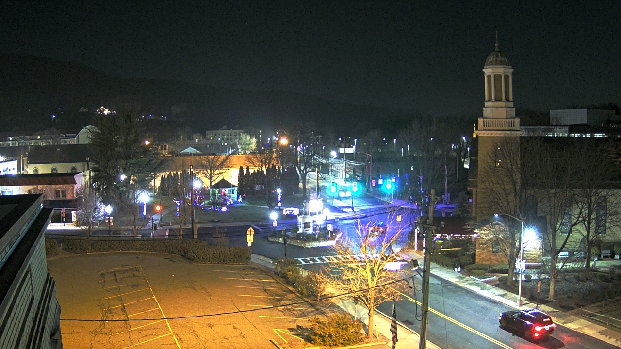 Thumbnail for current weather camera view from Village of Suffern in Mahwah, New Jersey