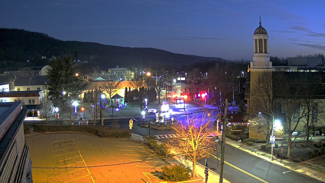 Thumbnail for current weather camera view from Village of Suffern in Mahwah, New Jersey