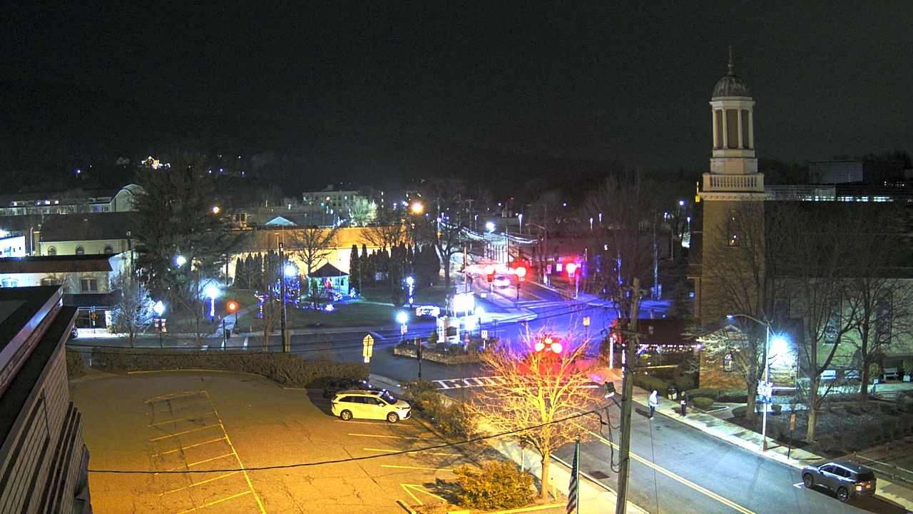 Thumbnail for current weather camera view from Village of Suffern in Mahwah, New Jersey