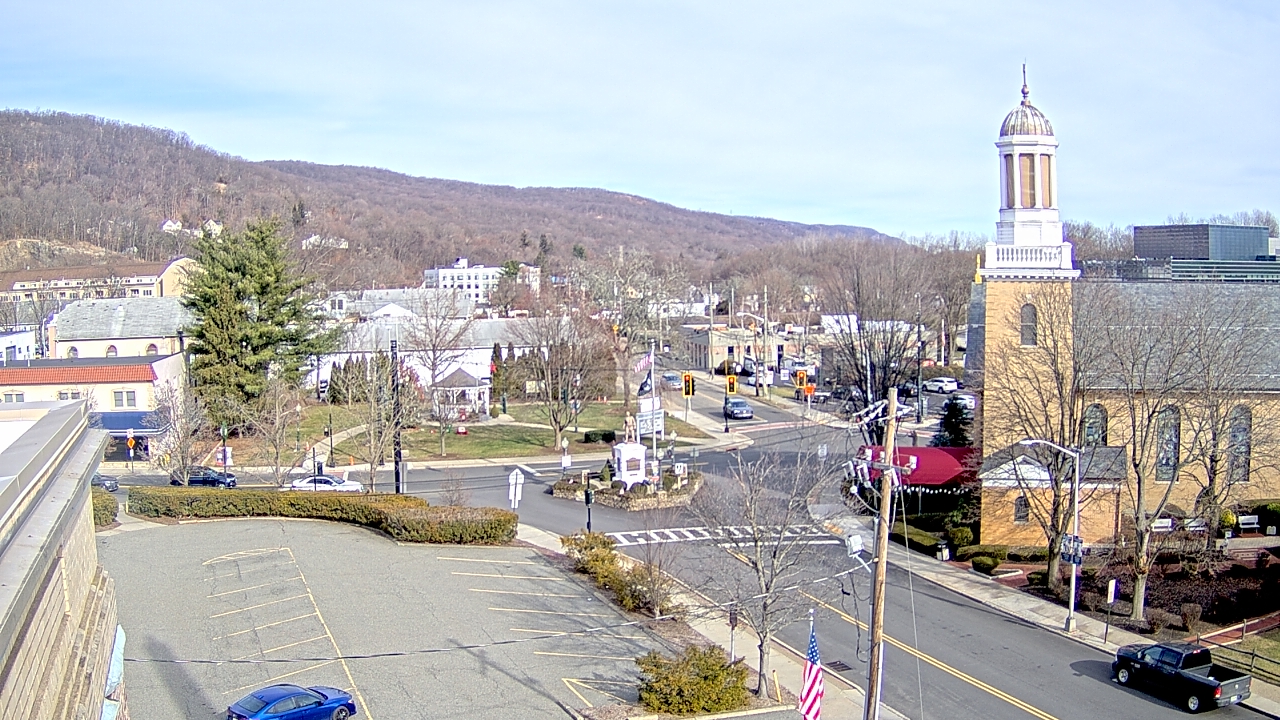 Thumbnail for current weather camera view from Village of Suffern in Mahwah, New Jersey