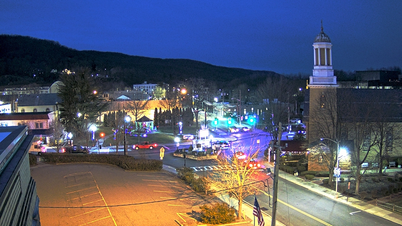 Thumbnail for current weather camera view from Village of Suffern in Mahwah, New Jersey