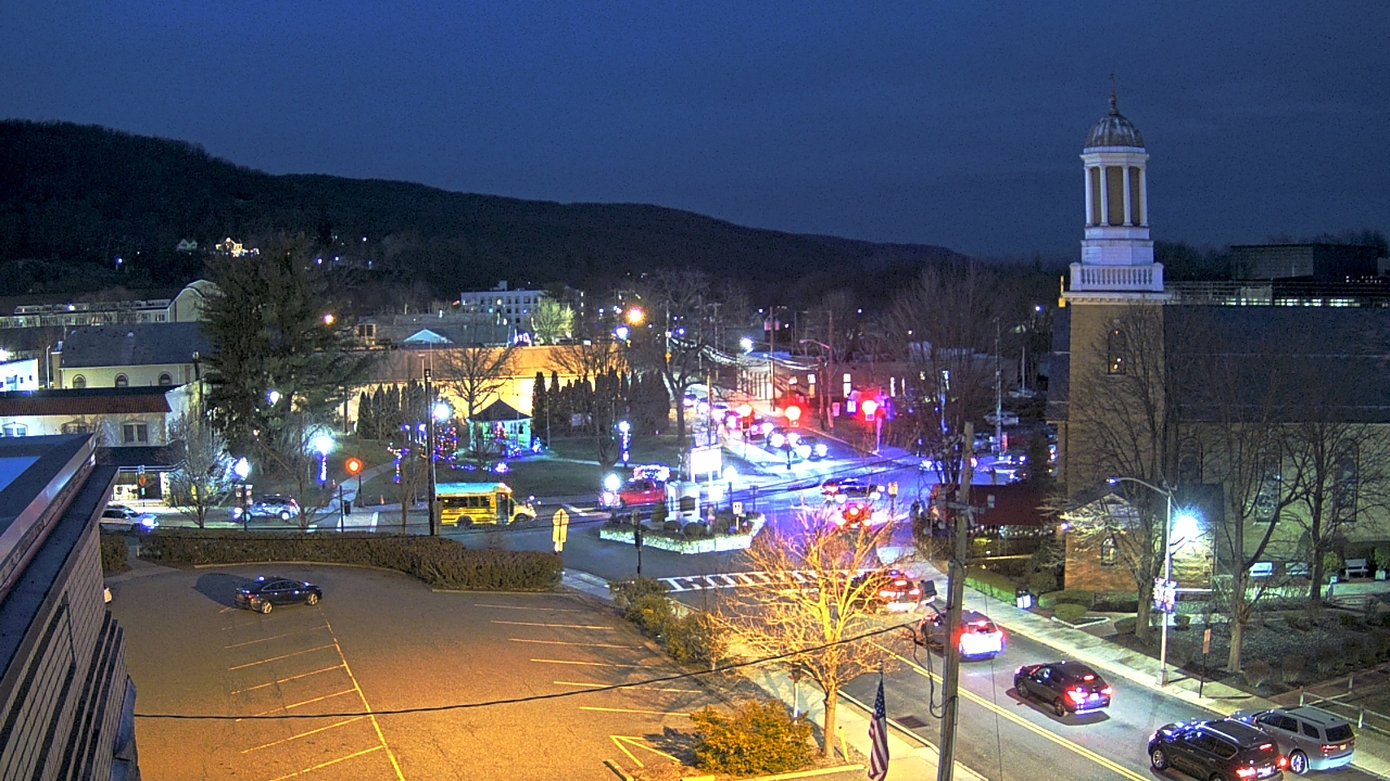 Thumbnail for current weather camera view from Village of Suffern in Mahwah, New Jersey