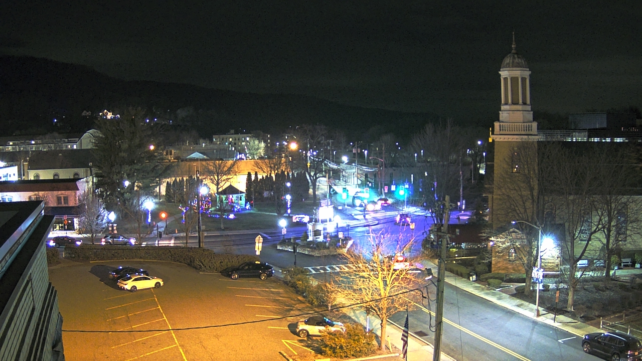 Thumbnail for current weather camera view from Village of Suffern in Mahwah, New Jersey