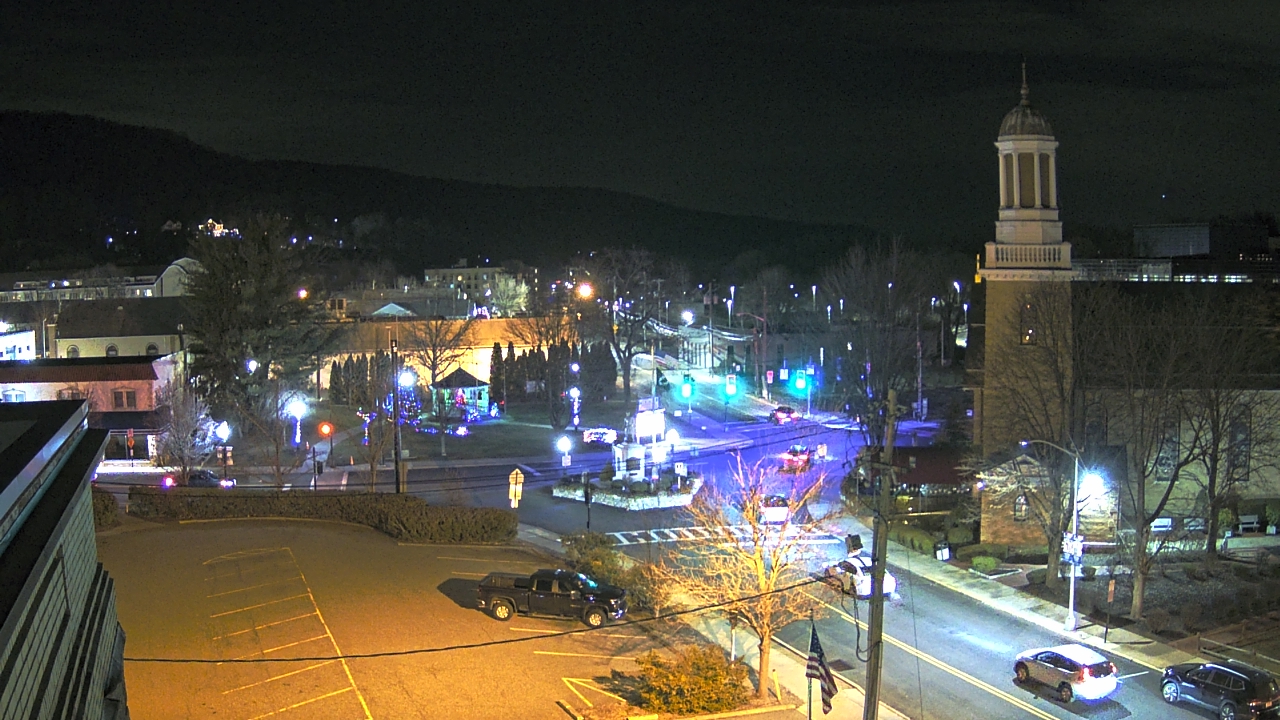 Thumbnail for current weather camera view from Village of Suffern in Mahwah, New Jersey