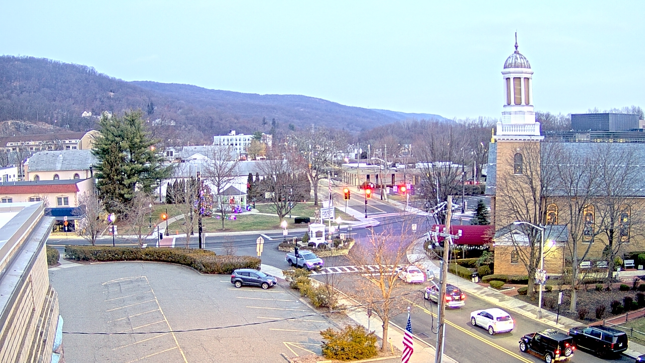 Thumbnail for current weather camera view from Village of Suffern in Mahwah, New Jersey
