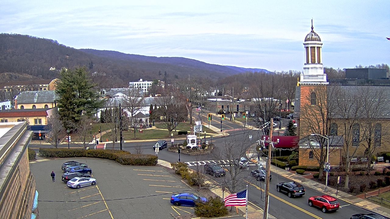 Thumbnail for current weather camera view from Village of Suffern in Mahwah, New Jersey