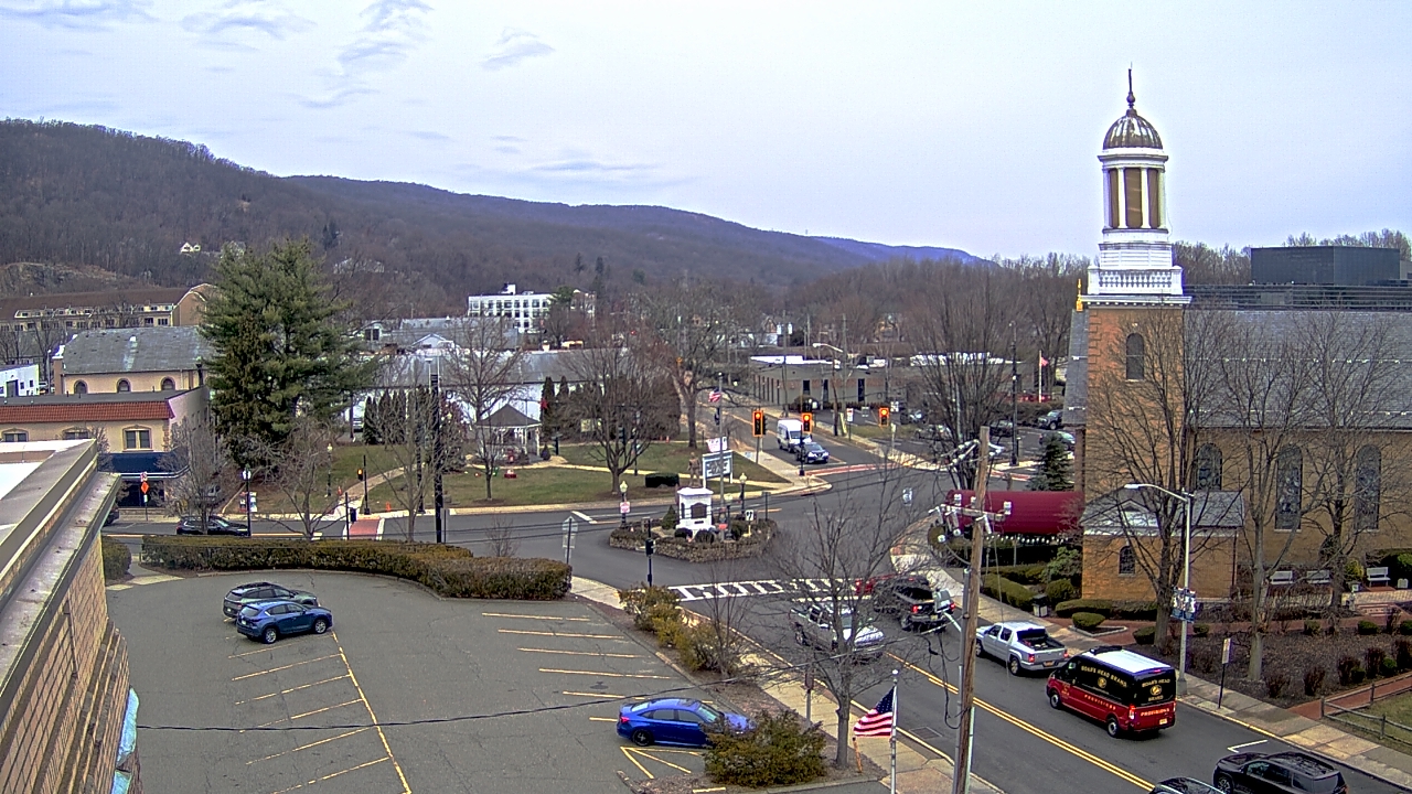 Thumbnail for current weather camera view from Village of Suffern in Mahwah, New Jersey