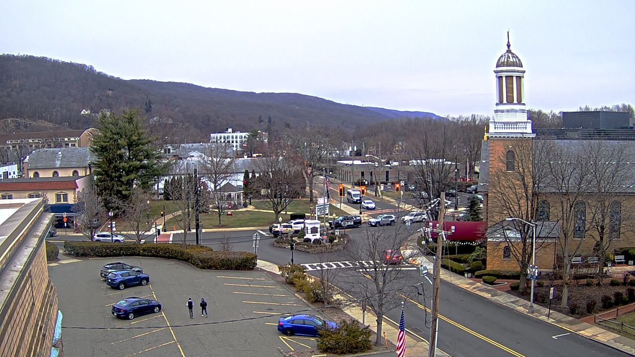 Thumbnail for current weather camera view from Village of Suffern in Mahwah, New Jersey