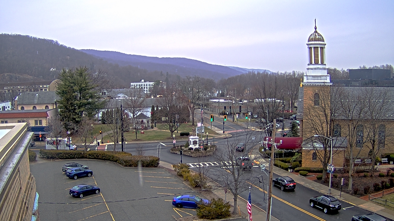 Thumbnail for current weather camera view from Village of Suffern in Mahwah, New Jersey