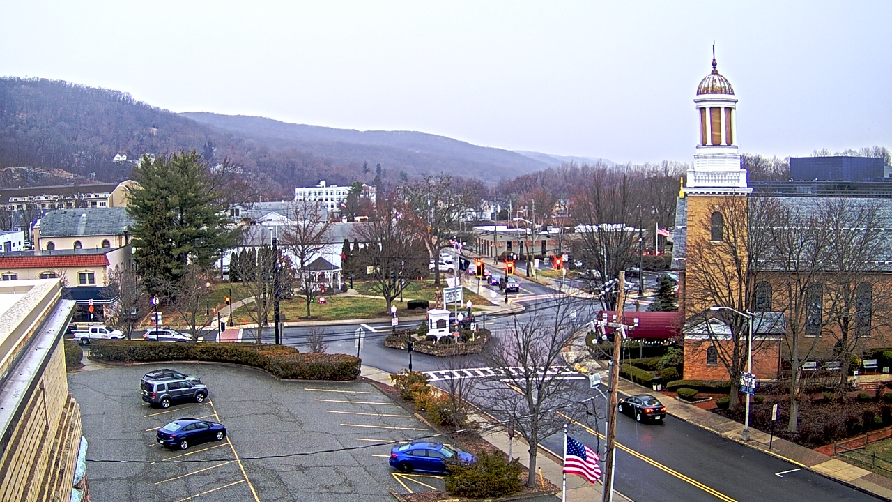Thumbnail for current weather camera view from Village of Suffern in Mahwah, New Jersey