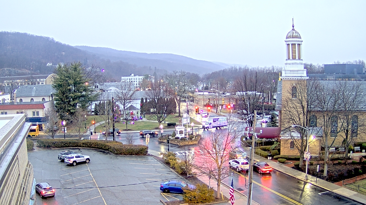Thumbnail for current weather camera view from Village of Suffern in Mahwah, New Jersey