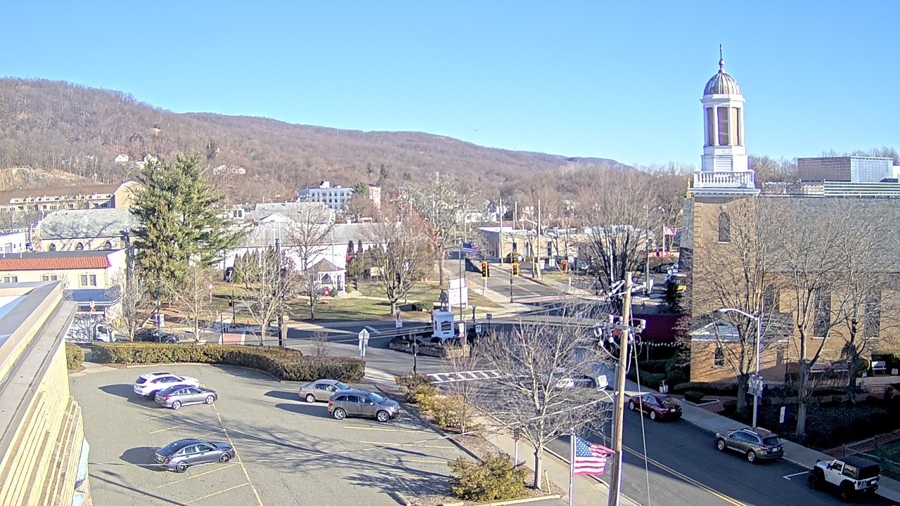 Thumbnail for current weather camera view from Village of Suffern in Mahwah, New Jersey