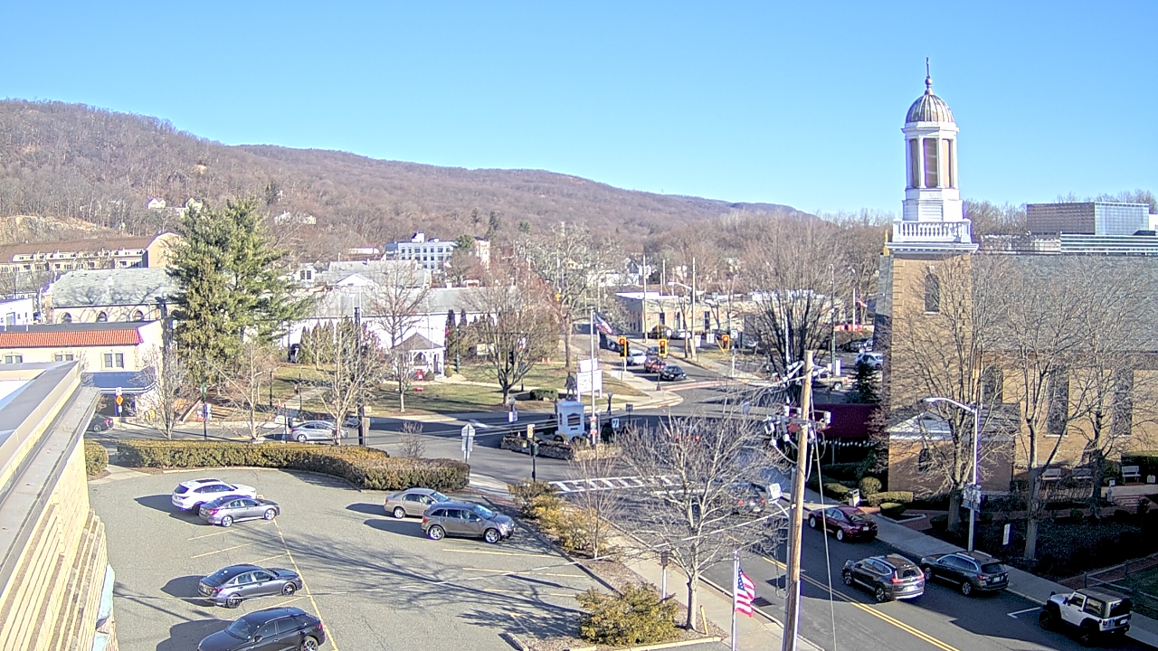 Thumbnail for current weather camera view from Village of Suffern in Mahwah, New Jersey