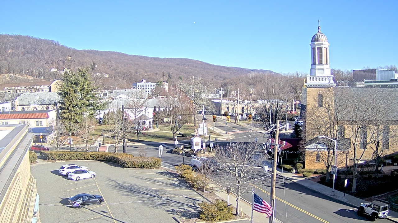 Thumbnail for current weather camera view from Village of Suffern in Mahwah, New Jersey
