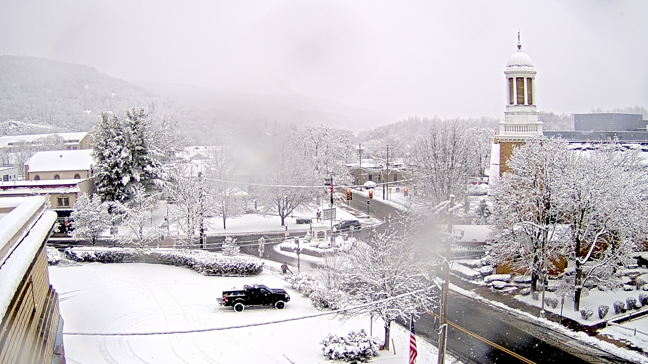 Thumbnail for current weather camera view from Village of Suffern in Mahwah, New Jersey