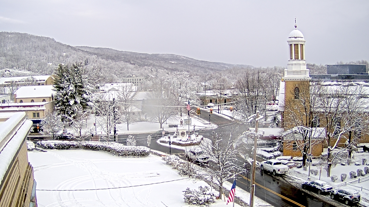 Thumbnail for current weather camera view from Village of Suffern in Mahwah, New Jersey