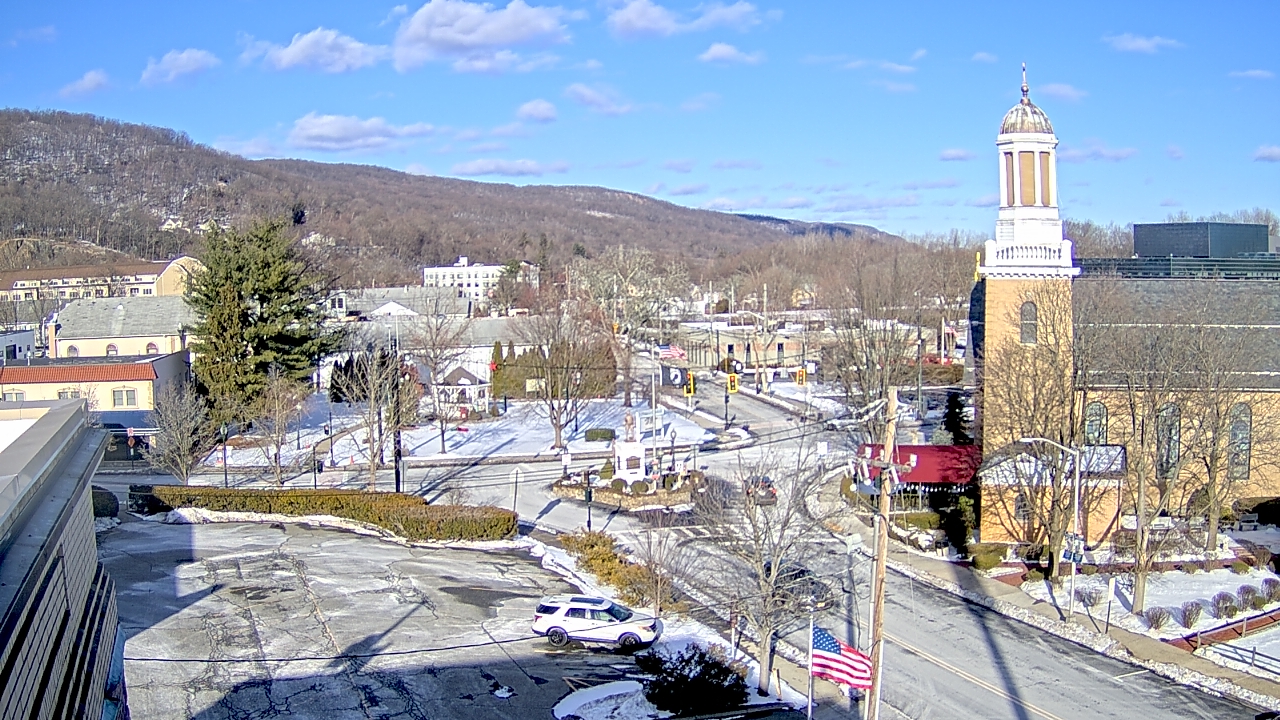 Thumbnail for current weather camera view from Village of Suffern in Mahwah, New Jersey