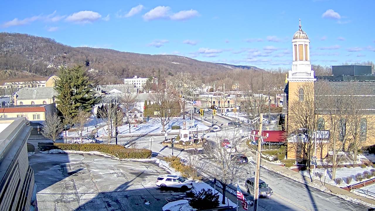 Thumbnail for current weather camera view from Village of Suffern in Mahwah, New Jersey