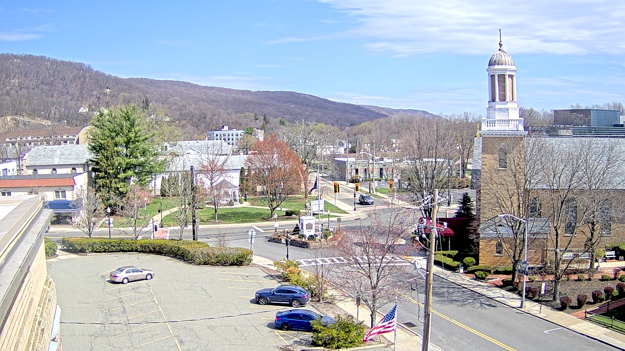 Thumbnail for current weather camera view from Village of Suffern in Mahwah, New Jersey