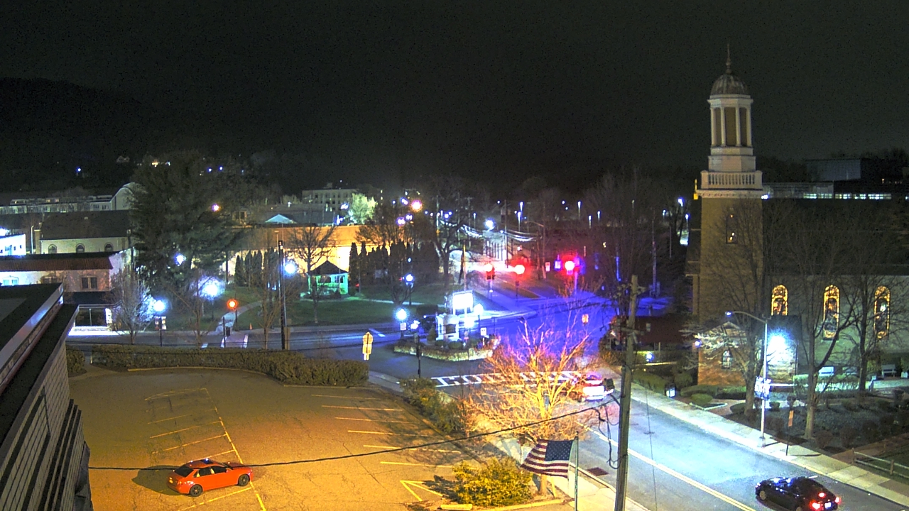 Thumbnail for current weather camera view from Village of Suffern in Mahwah, New Jersey