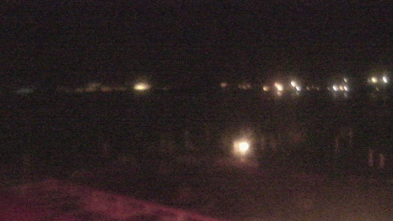 Thumbnail for current weather camera view from Coral Gables in Saugatuck, Michigan
