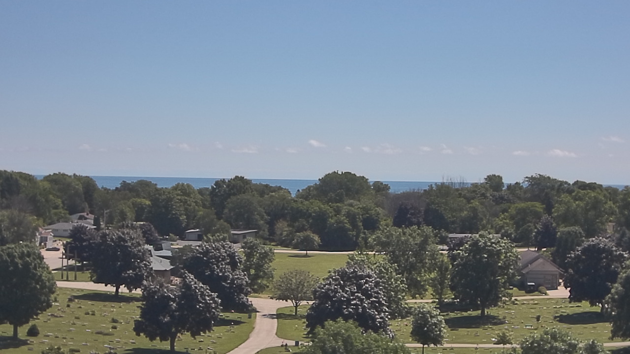 Thumbnail for current weather camera view from North HS in Sheboygan, Wisconsin
