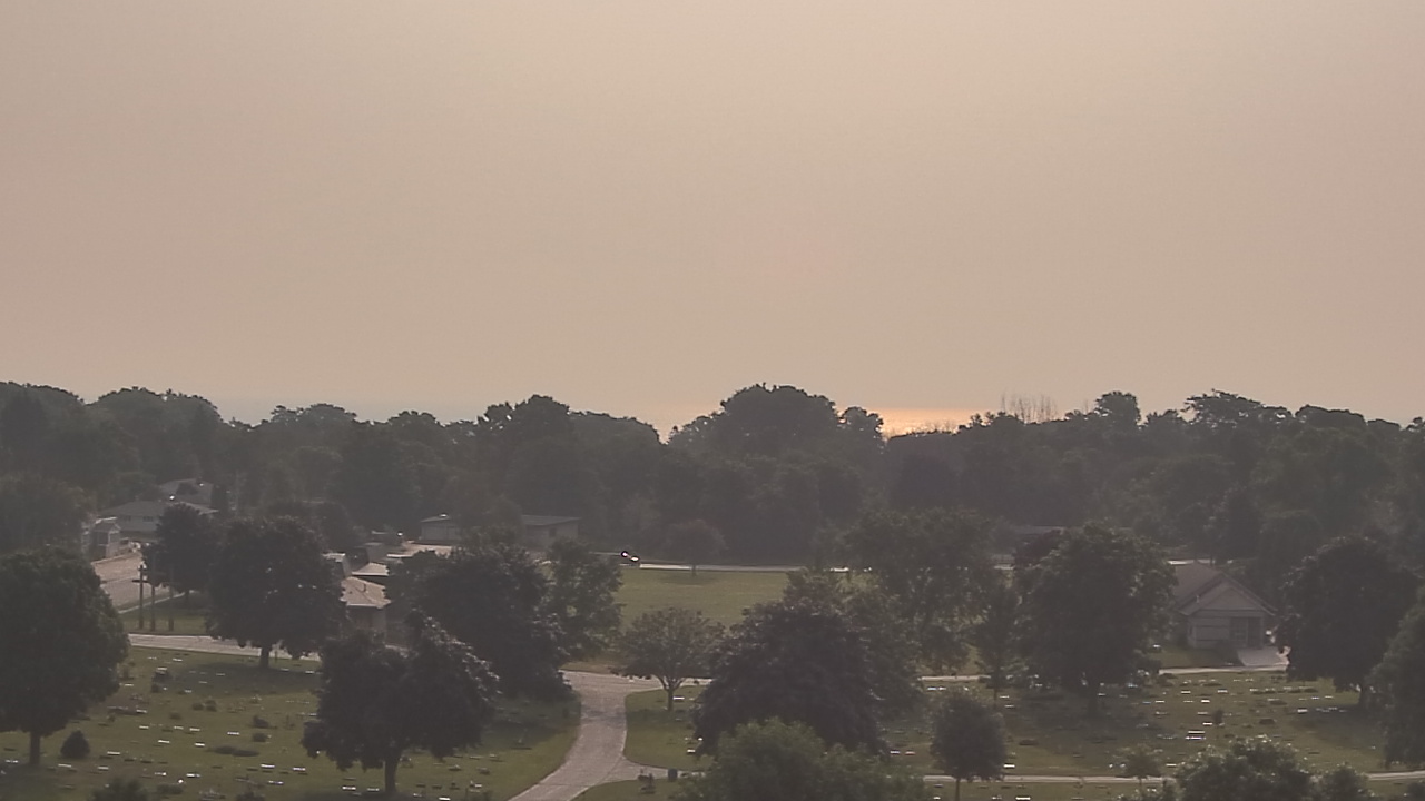 Thumbnail for current weather camera view from North HS in Sheboygan, Wisconsin