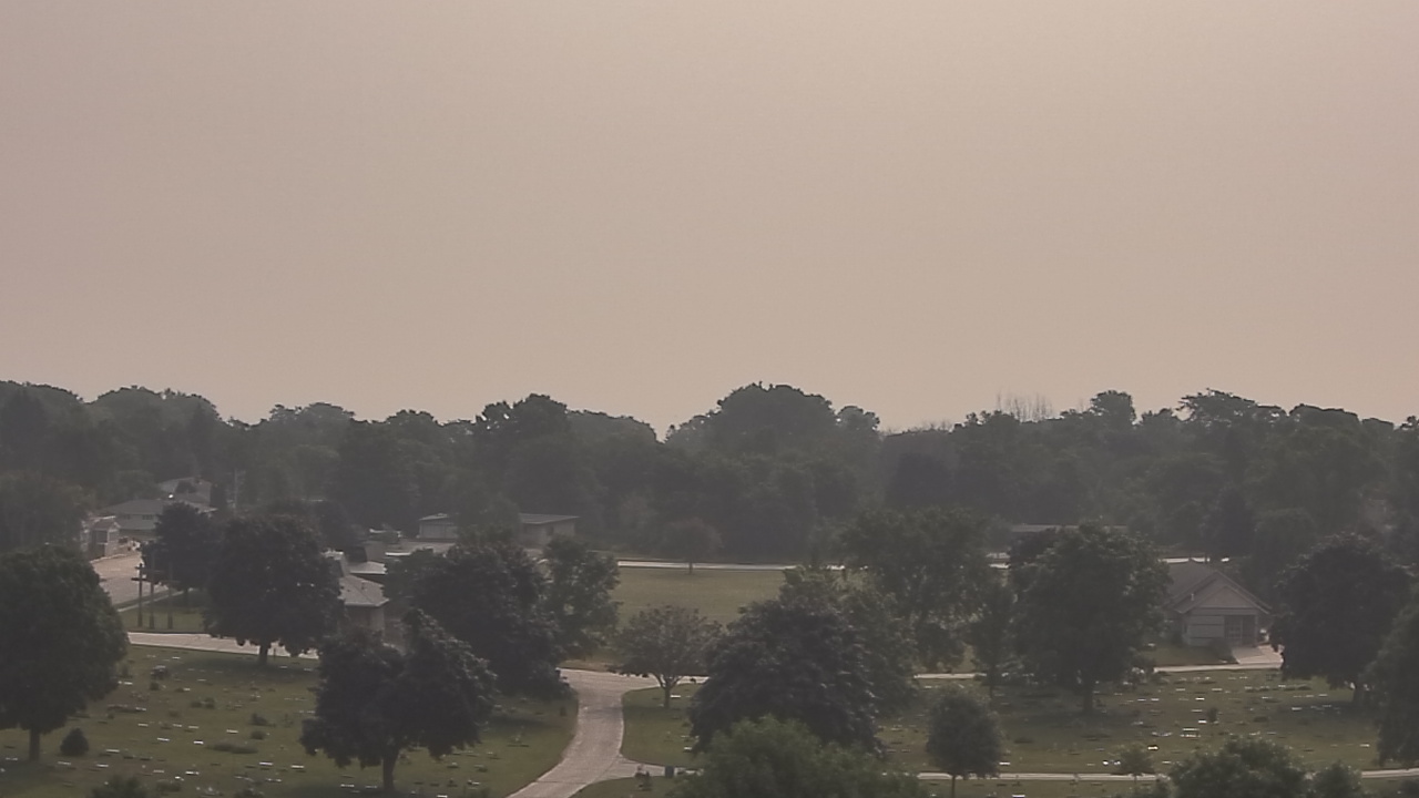 Thumbnail for current weather camera view from North HS in Sheboygan, Wisconsin