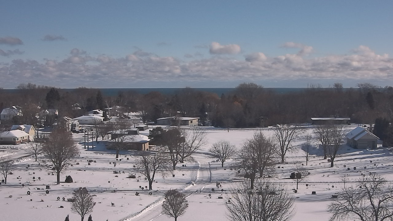 Thumbnail for current weather camera view from North HS in Sheboygan, Wisconsin