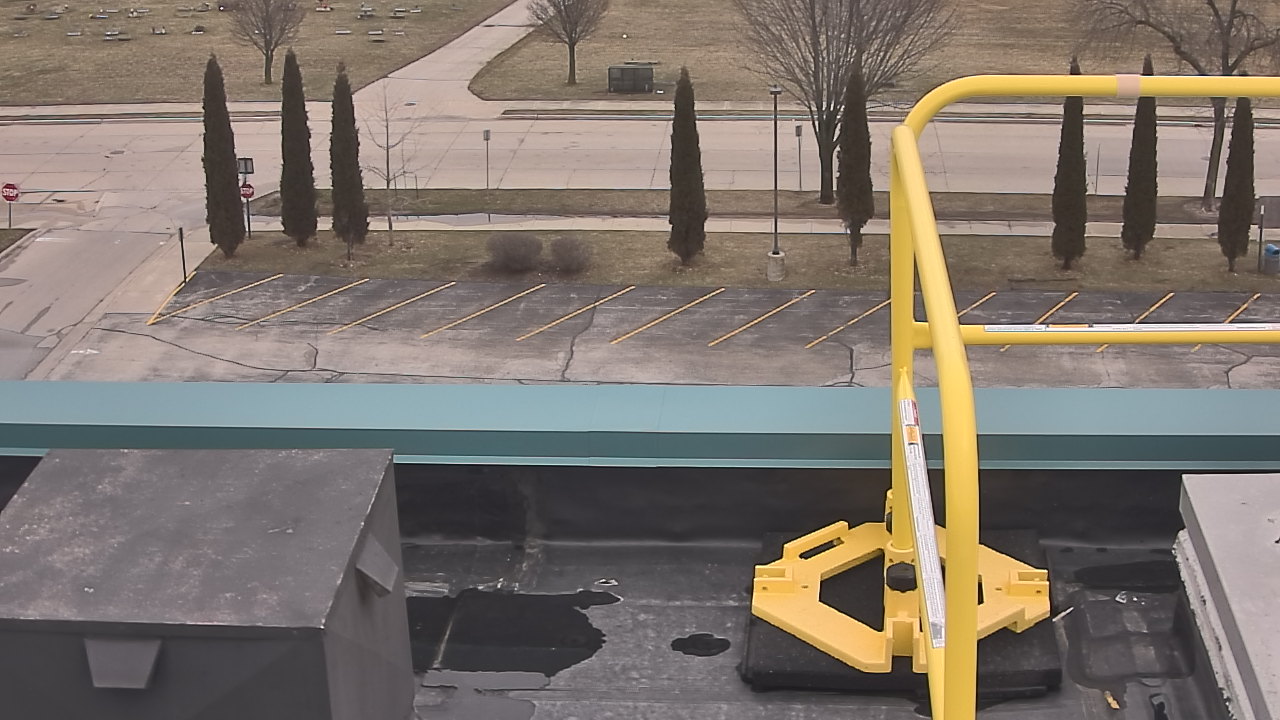 Thumbnail for current weather camera view from North HS in Sheboygan, Wisconsin