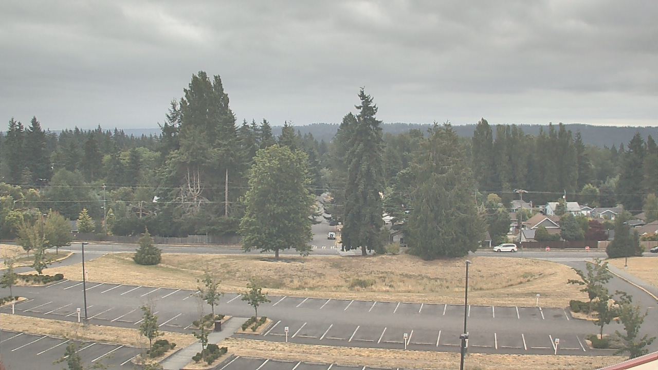 Thumbnail for current weather camera view from Shorecrest HS in Shoreline, Washington
