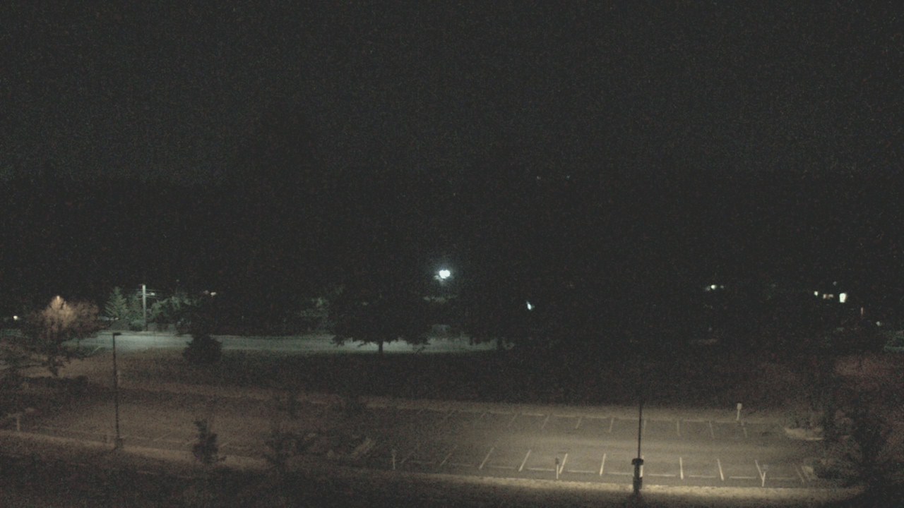 Thumbnail for current weather camera view from Shorecrest HS in Shoreline, Washington