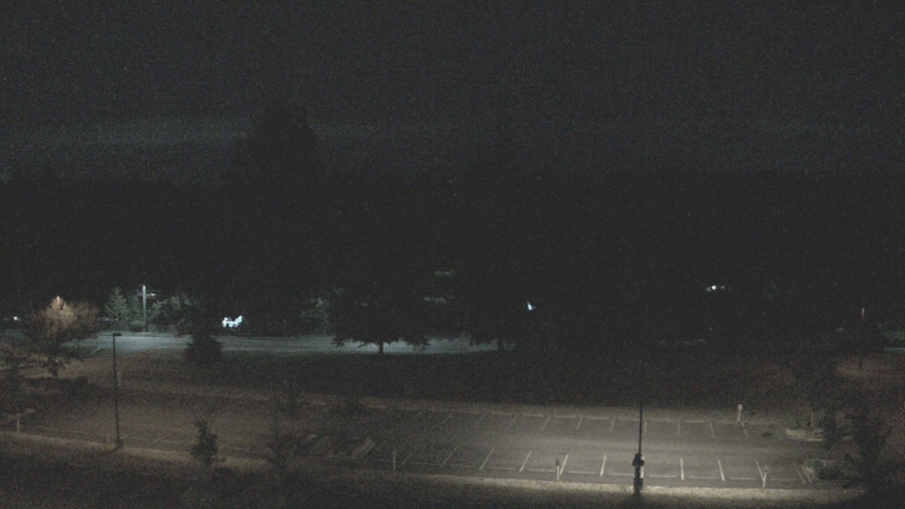 Thumbnail for current weather camera view from Shorecrest HS in Shoreline, Washington
