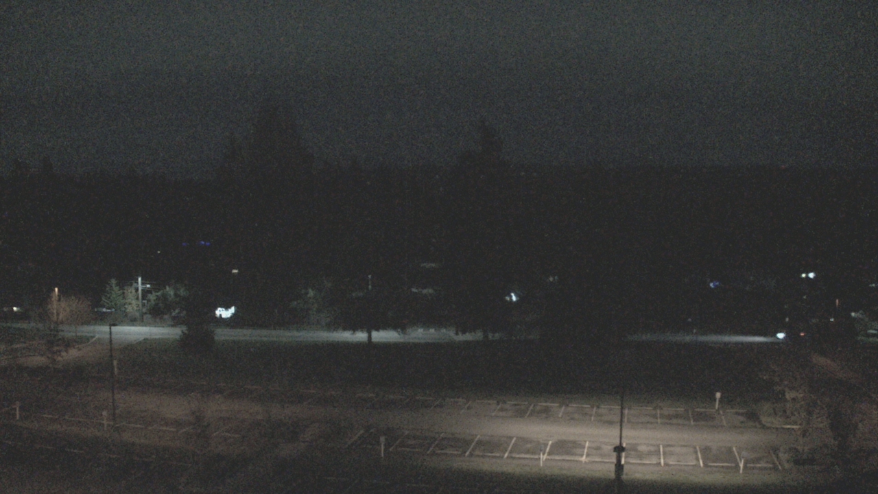 Thumbnail for current weather camera view from Shorecrest HS in Shoreline, Washington