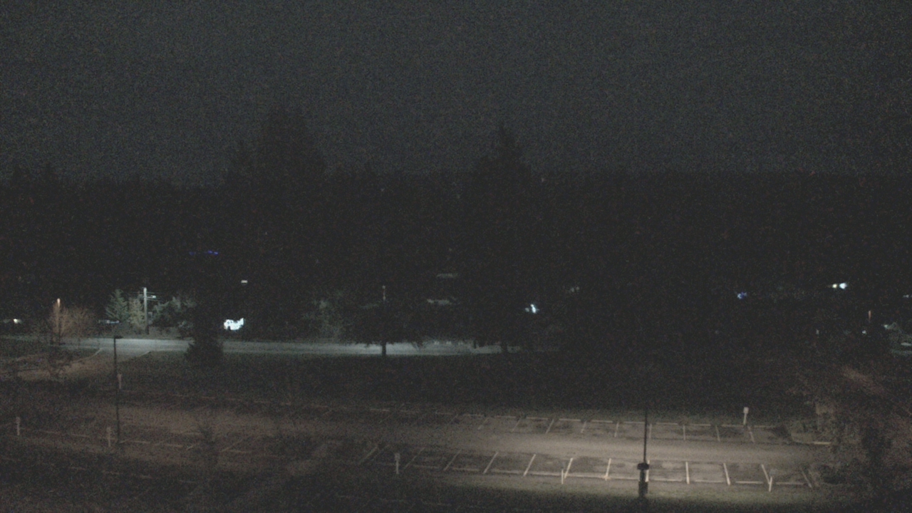 Thumbnail for current weather camera view from Shorecrest HS in Shoreline, Washington