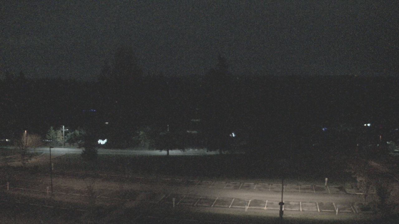 Thumbnail for current weather camera view from Shorecrest HS in Shoreline, Washington