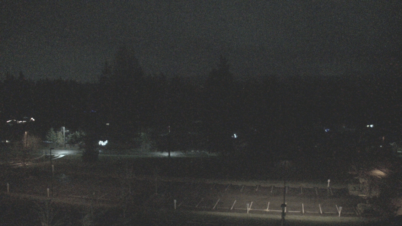 Thumbnail for current weather camera view from Shorecrest HS in Shoreline, Washington