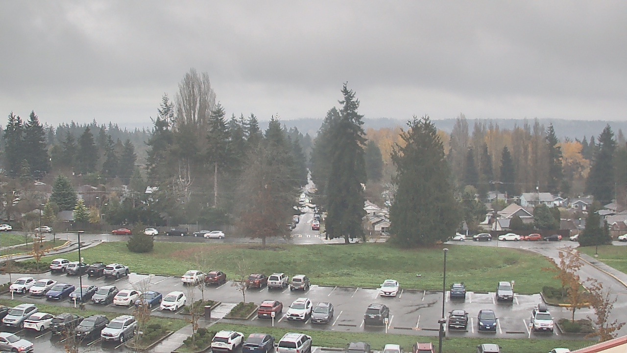 Thumbnail for current weather camera view from Shorecrest HS in Shoreline, Washington
