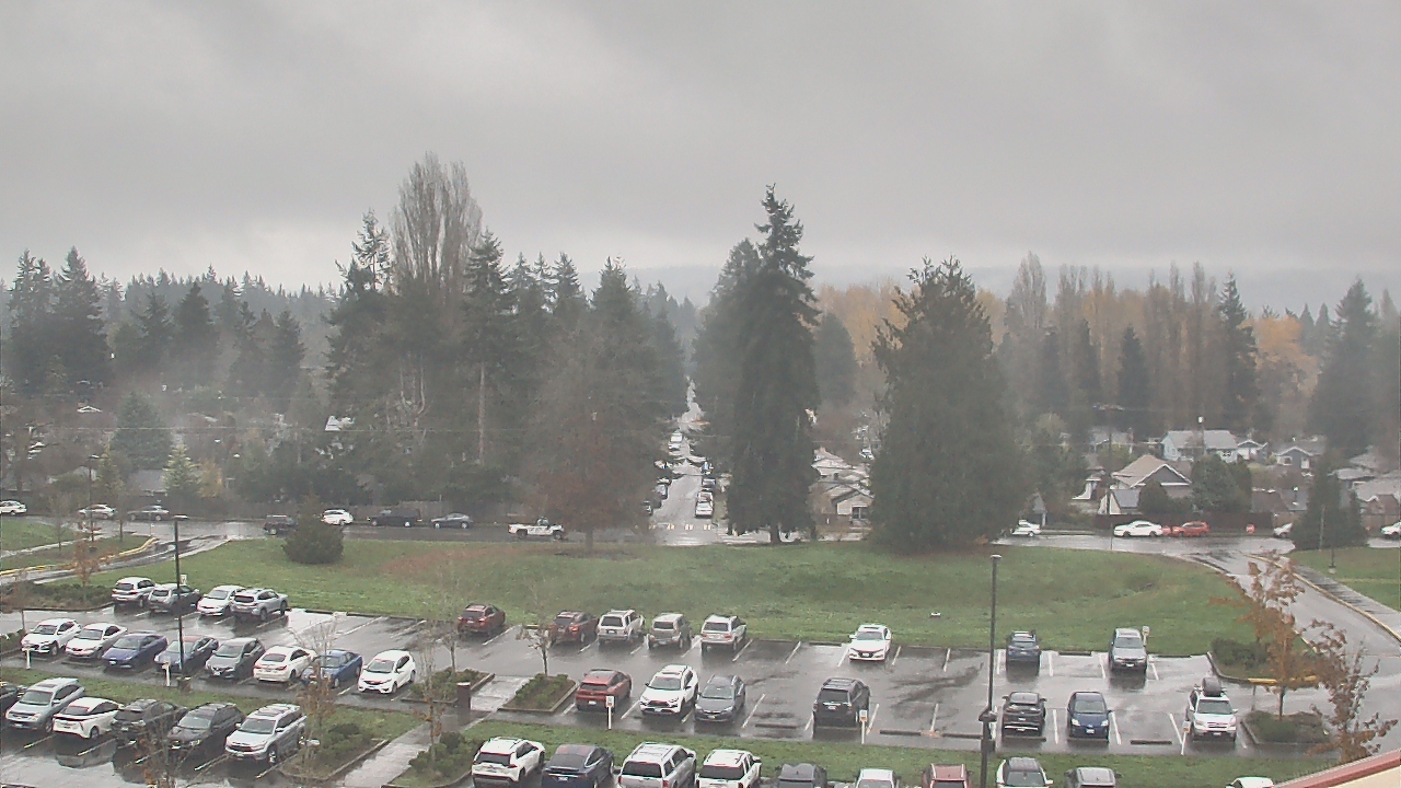 Thumbnail for current weather camera view from Shorecrest HS in Shoreline, Washington