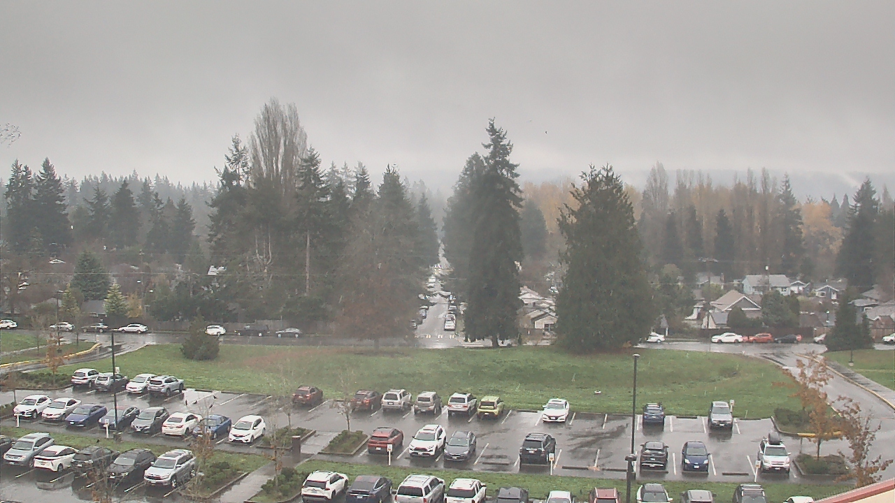 Thumbnail for current weather camera view from Shorecrest HS in Shoreline, Washington