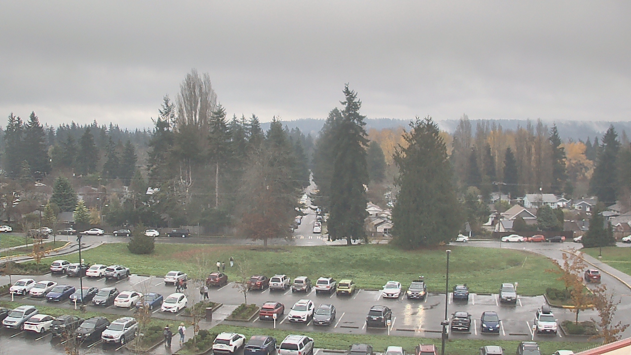 Thumbnail for current weather camera view from Shorecrest HS in Shoreline, Washington