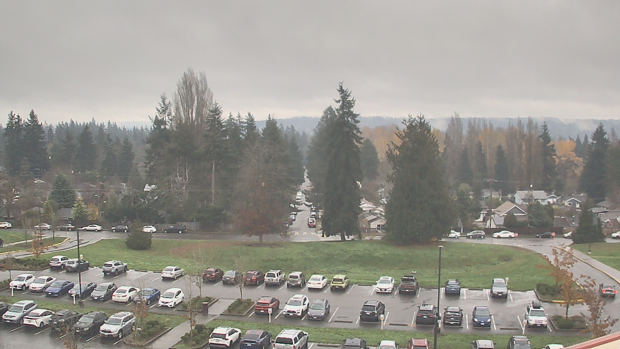 Thumbnail for current weather camera view from Shorecrest HS in Shoreline, Washington