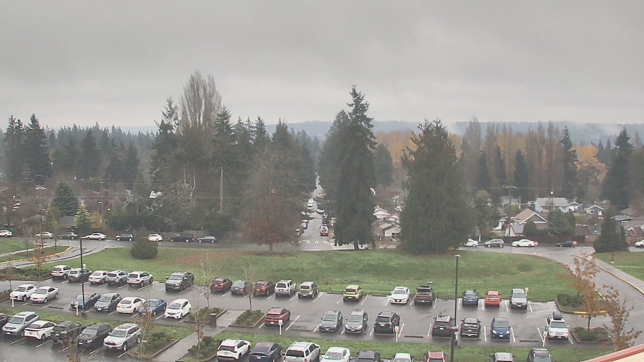 Thumbnail for current weather camera view from Shorecrest HS in Shoreline, Washington